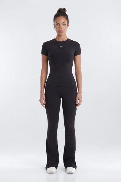https://cdn.shopify.com/s/files/1/0293/9277/files/01-22-26_S6PM_33_B12504SP1305_Black_RA_AA_20-08-02_67650-5_EH_SG_BH_JF_ES.jpg?v=1775082364&with=400&height=600
